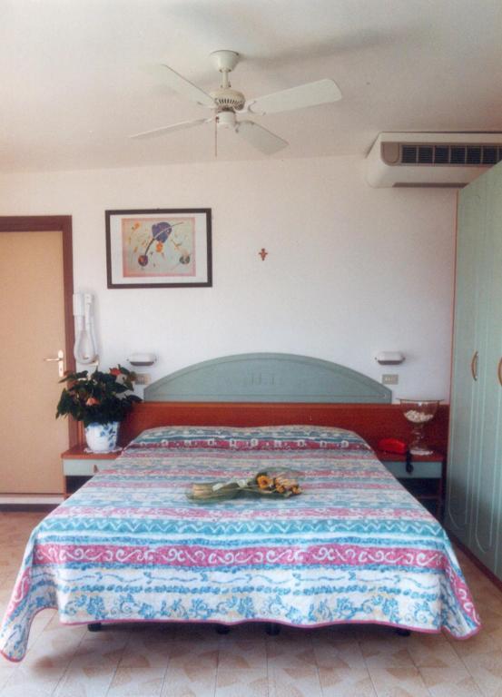Hotel Titanus Bellaria-Igea Marina Quarto foto